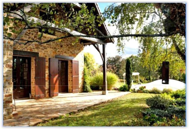 Saint-Martin-de-Fressengeas Le Fuchier Bed & Breakfast エクステリア 写真